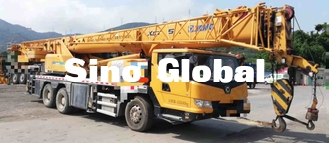 2de handkraan XCMG 25 Ton, gebruikte vrachtwagen opgezette kranen 21m Draaiende Diameter