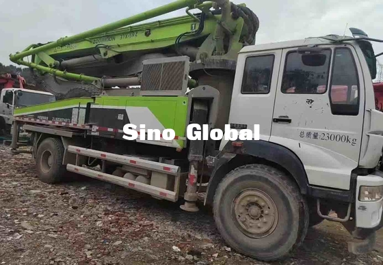 Gebruikte de Concrete Pompvrachtwagen 37M van Zoomlion With Sinotruk Chassis 1370mm het Voeden Hoogte