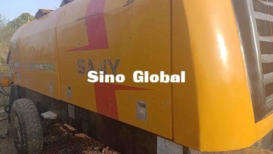 De gele Gebruikte Sany-Aanhangwagen zette Concrete Pomp 180KW HBT8018C op